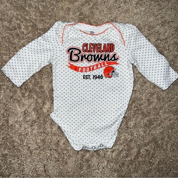 NFL Team Apparel Cleveland Browns Polka Dotted Onesie Size 3/6 Months - Picture 7 of 7